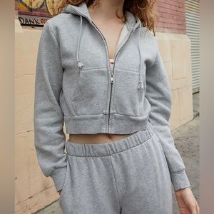 NWOT Brandy Melville/John Galt Light Gray Zip Up Cropped Hoodie